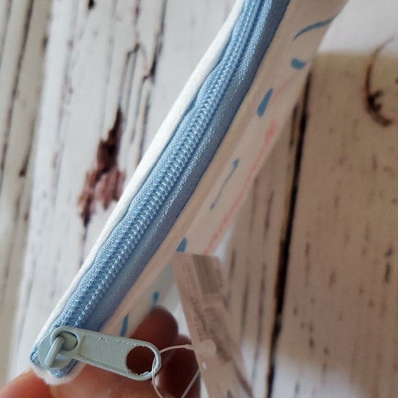 🆕️ SANRIO CINNAMOROLL POUCH 🤍 - Picture 6 of 7